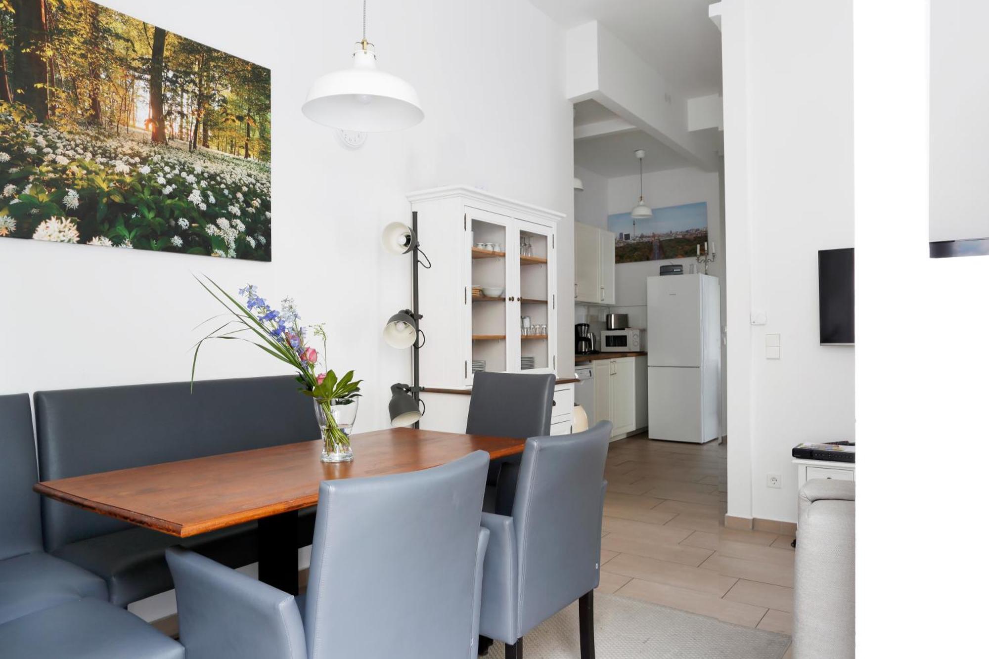Nieb By Rockchair Apartments L Superhost Status L 3 Bedrooms Boxspringbeds 3 Bathrooms In Center "Kurfuerstendamm" - Cozy Family & Business Flair Welcomes You! Berlin Ngoại thất bức ảnh